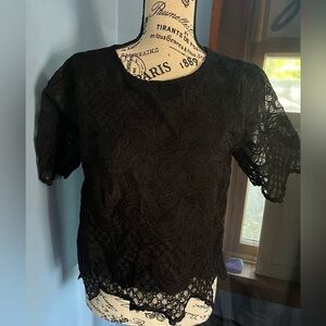 B My Story Lined Lace Blouse w/ Side Zipper
